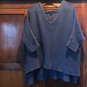 AMERICAN EAGLE OVERSIZED SWEATER
